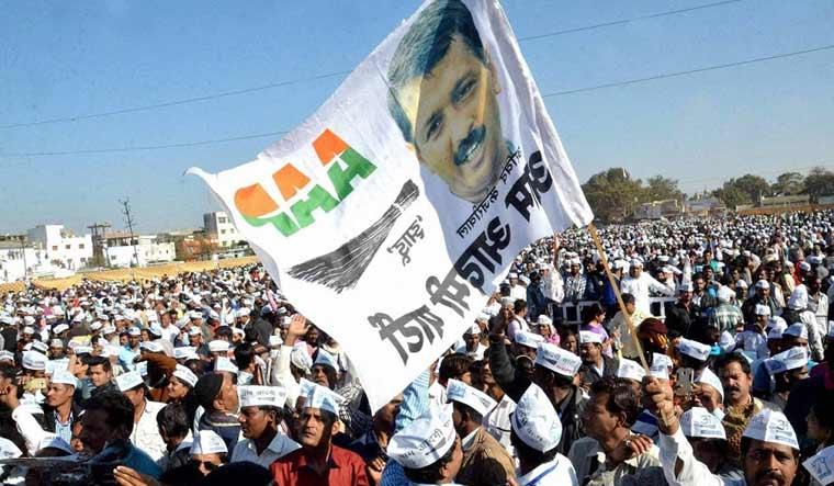 AAP Creates Buzz in Jammu, Faces Challenges in Kashmir 