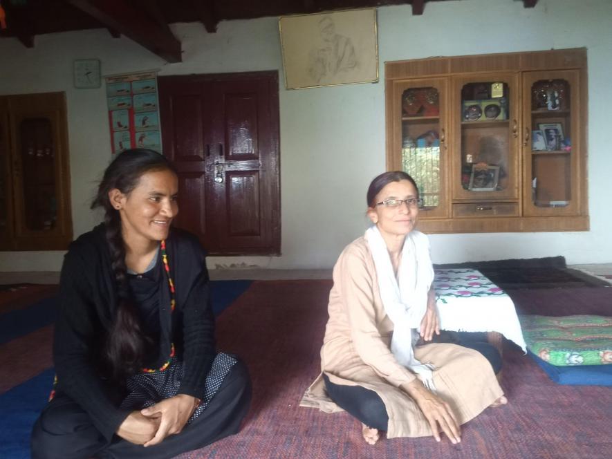(Bina and Neema Vaishnav in the ashram)