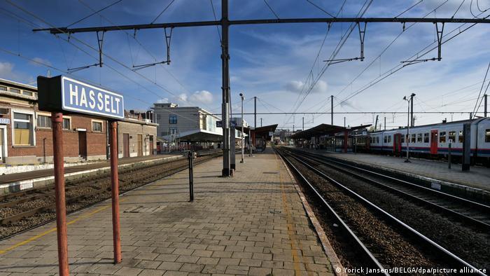 Riding trains and busses is no longer free in Hasselt