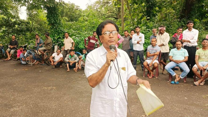 As state plans traditional pay hike talks, unions seek Minimum wages As state plans traditional pay hike talks, unions seek Minimum wages