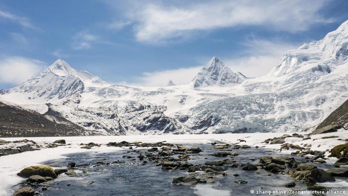 Glaciers are melting as the planet heats up