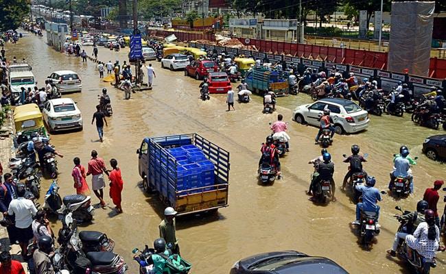Bengaluru: City Continues to Reel Under Rain-Related Problems; Schools Closed, WFH by Firms