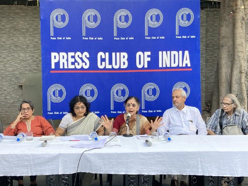 In a press conference called by JFME, activists said that the AAP government is jeopardising the future of lakhs of students. Image clicked by Ronak Chhabra