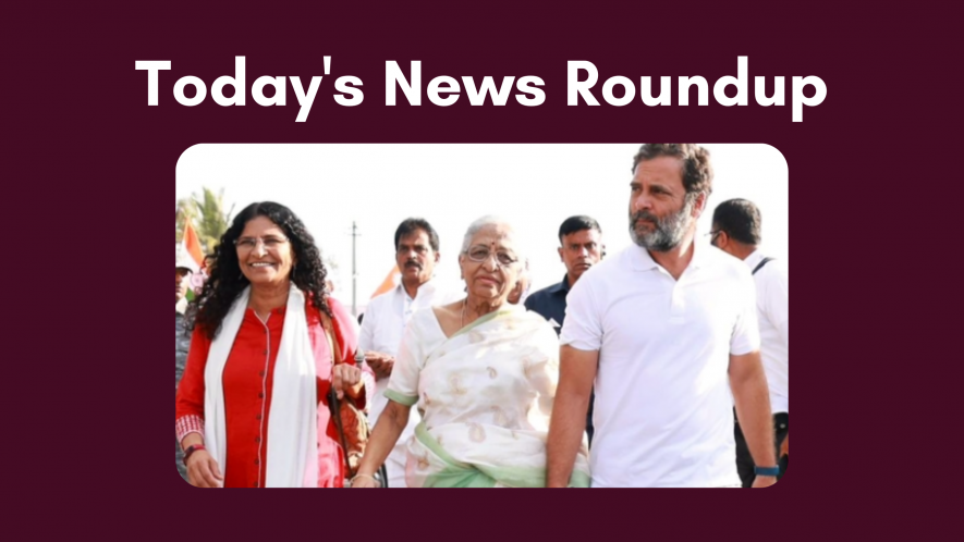 Sister Kavitha and mother Indira of senior journalist Gauri Lankesh march with Congress leader Rahul Gandhi in the Karnataka.