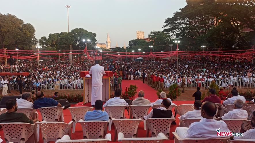 Pinarayi Vijayan, chief minister of Kerala addressed a massive public meeting held on the last day of the 35th national conference of the AIKS.