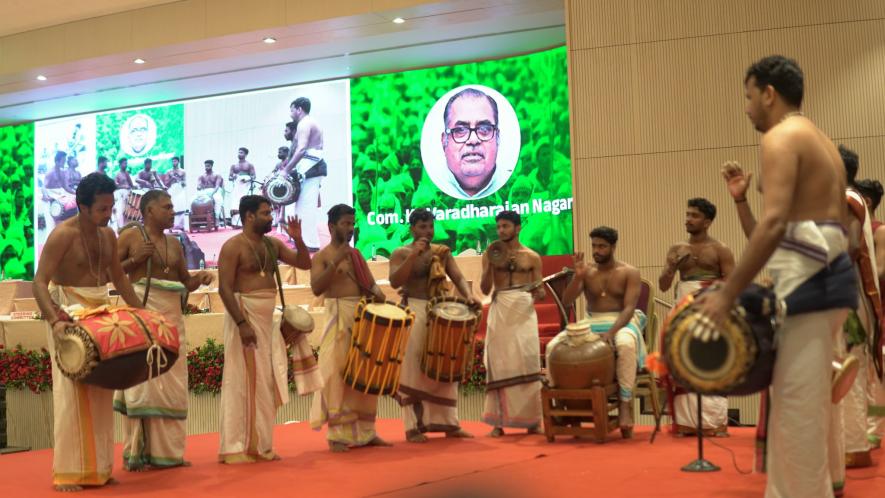 Artists played ‘Panchavadhyam’, a combination of percussion and wind instruments of Kerala. 