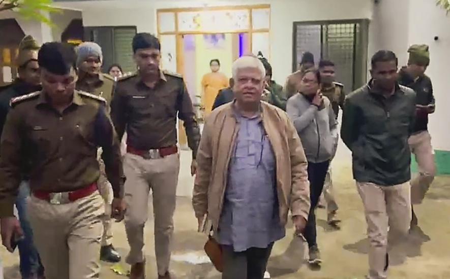 Damoh: Congress leader and former Madhya Pradesh minister Raja Pateria being arrested over his controversial remark about Prime Minister Narendra Modi, in Damoh, Tuesday, Dec. 13, 2022. (PTI Photo)