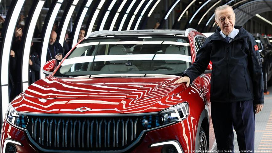Erdogan proudly introduced the Turkish-made electric car TOGG in October