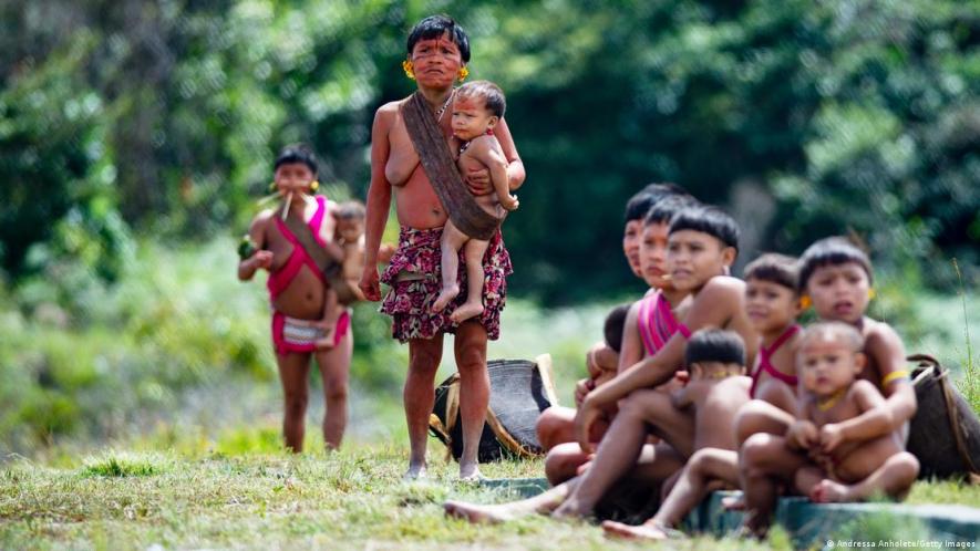 Some of the Yanomami cooperate with the illegal miners in exchange for packaged food