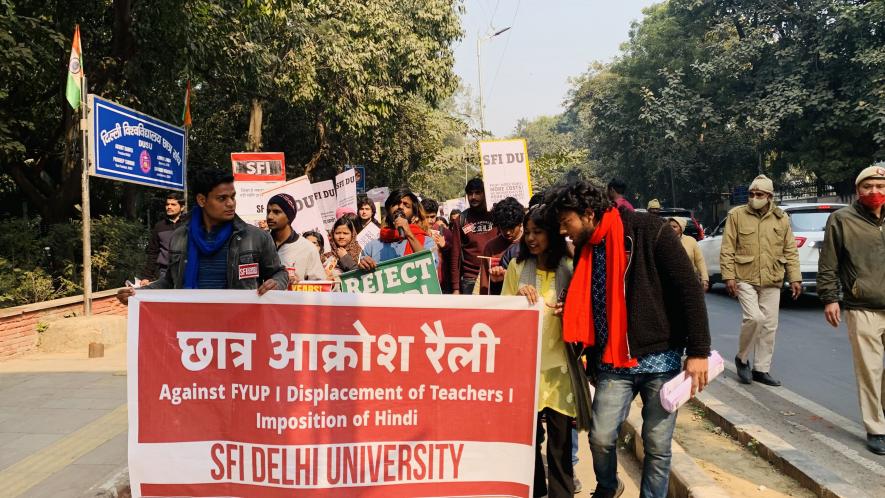 DU: Endowment Foundation Faces Opposition From Students, Teachers