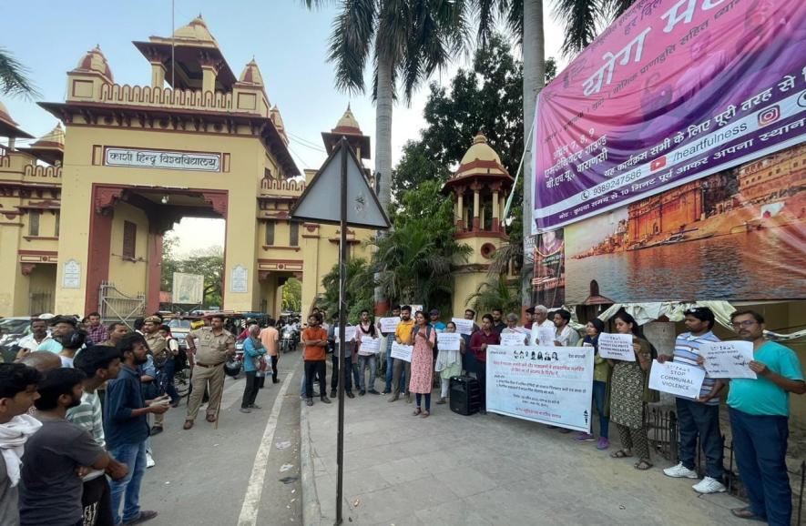 BHU: Students, Civil Society Members Protest Changes in Syllabi, Rising Religious Extremism