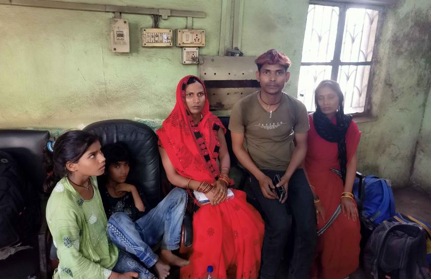 The family of labourer Aabhikaran came from UP to Barjora.