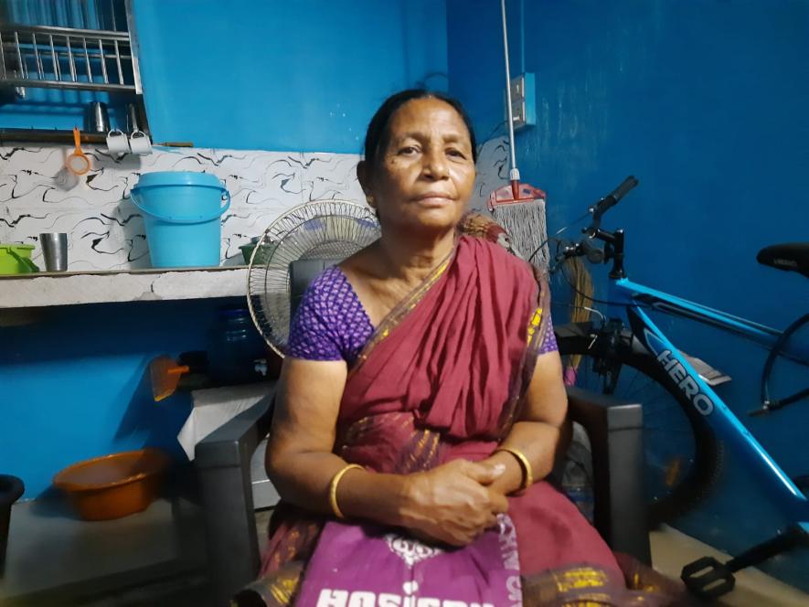 Poma carries a bag with all her documents wherever she goes, hoping to get help from someone.