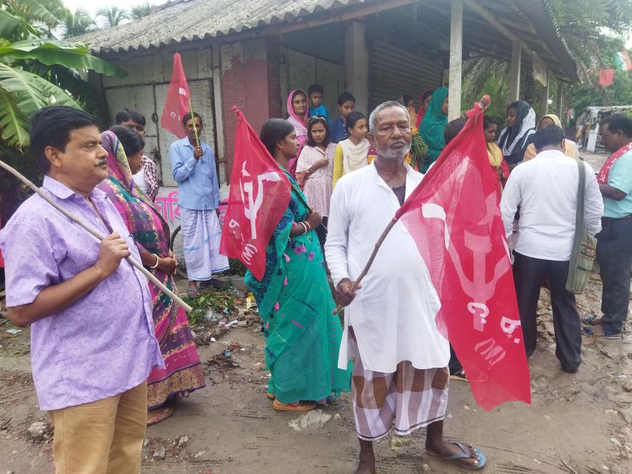 CPI(M) campaigning in Makrampur for the panchayat elections.