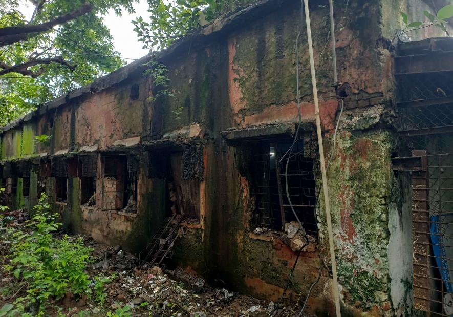 12. Rest-cum-attendance room of workers of Kalidaspur coal mine