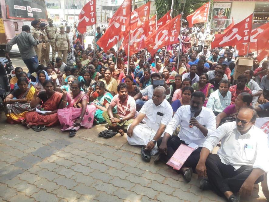 Workers protesting in front of the District Collector’s office in Kanniyakumari