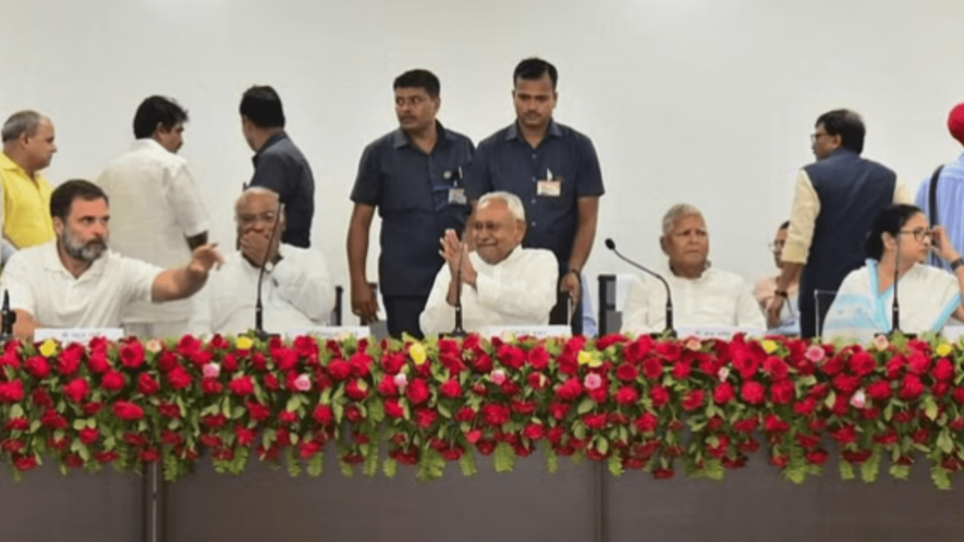  The leaders from Opposition parties during a joint press conference after their meeting, in Patna, on June 23. IMage Courtesy: PTI