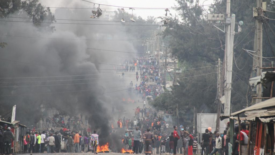 Protesters blockade a road in Kenya's Nairobi on July 12. Photo: Fred Mutune/Xinhua