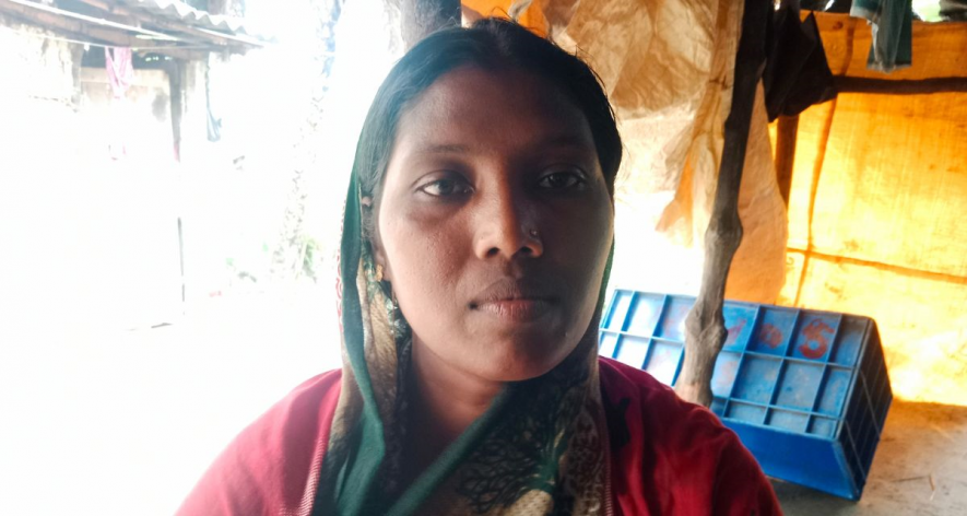 Taposi Haldar, a resident of Damkal Kuimai village, South 24 Parganas district, had to cough up Rs 600 as a bribe to digitalise her ration card.