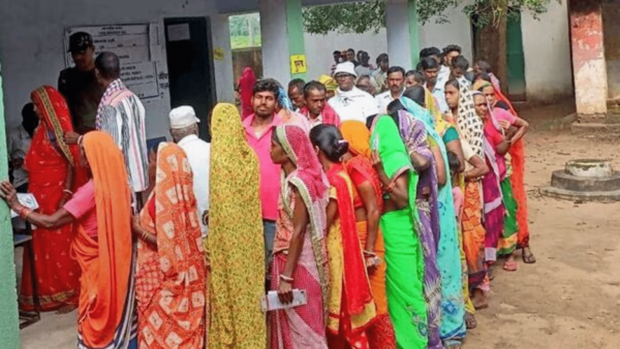Ghosi Bypoll: Muslim Voters Allege Cops ‘Misbehaved’, Missing Names, Votes Already Cast