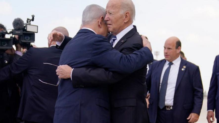 US President Joe Biden (R) and Israeli Prime Minister Benjamin Netanyahu at Ben Gurion Airport, Tel Aviv, Israel, Oct 18, 2023