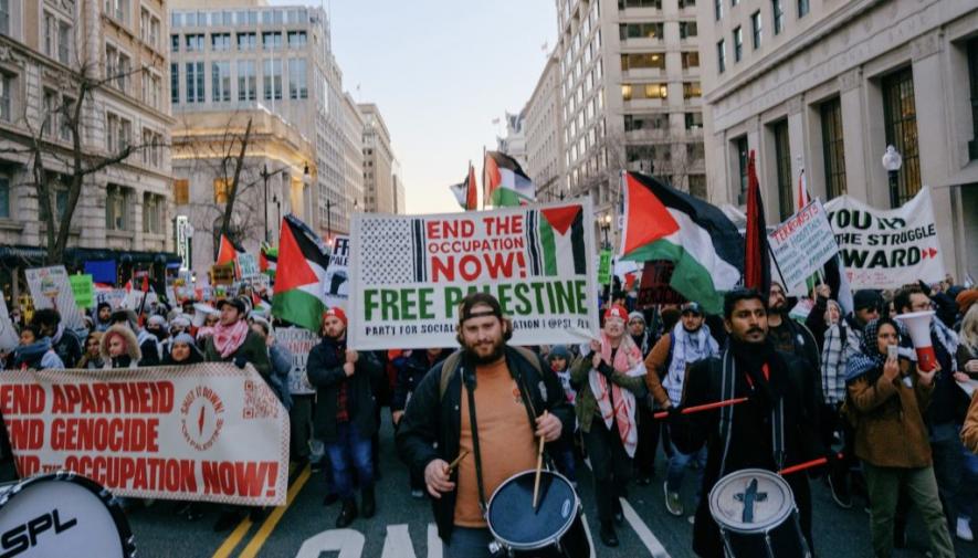 Protesters demanded an end to all US funding of Israel. Photo: Wyatt Souers / ANSWER Coalition