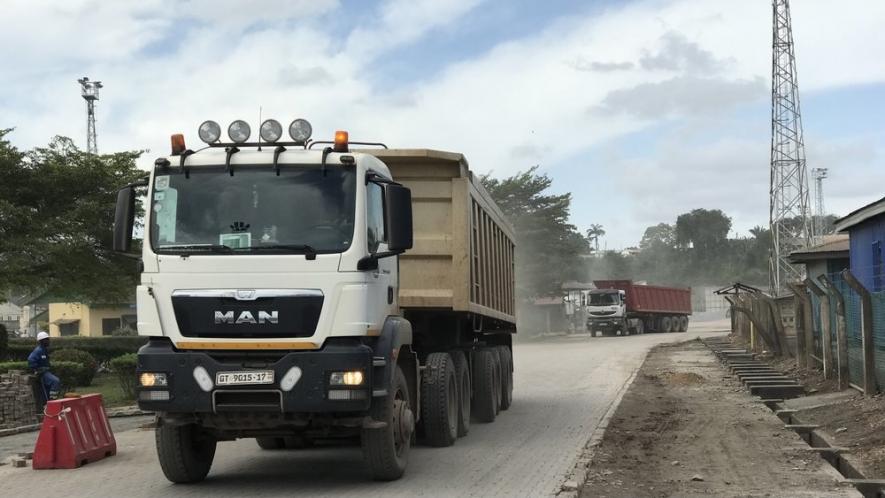 Trucks driving from the mine site to the port. Photo: Atlantic Lithium