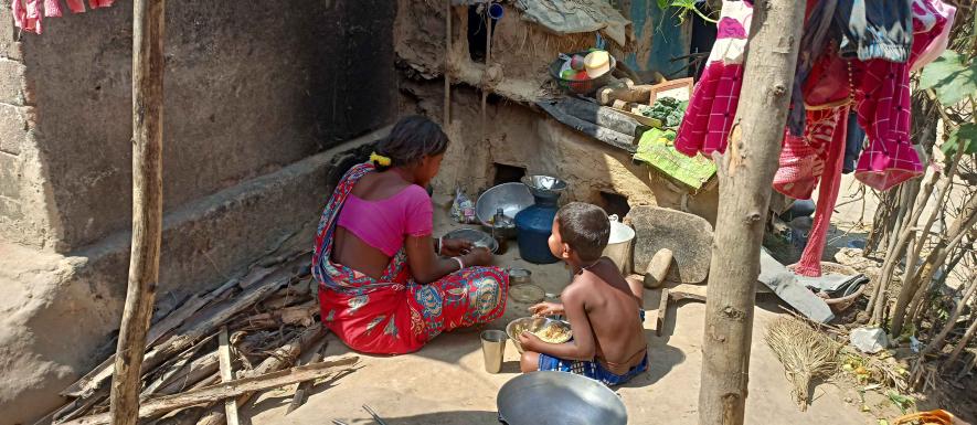 Madhuri Das of Kochkhali village under Onda Block is forced to cook and stay in this place.