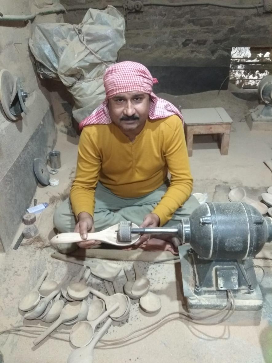 Kanai Chakroborty in Bishnupur who became self- reliant by getting a loan from gramin bank.