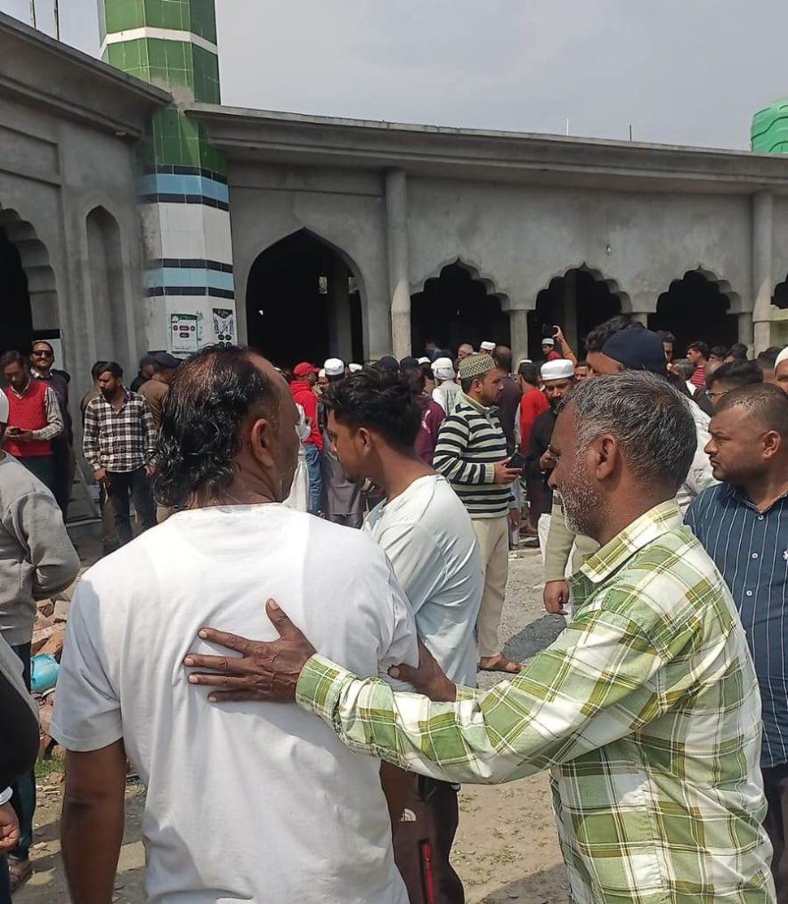 Agitated Muslim community during sealing of a Madrassa in Uttarakhand.