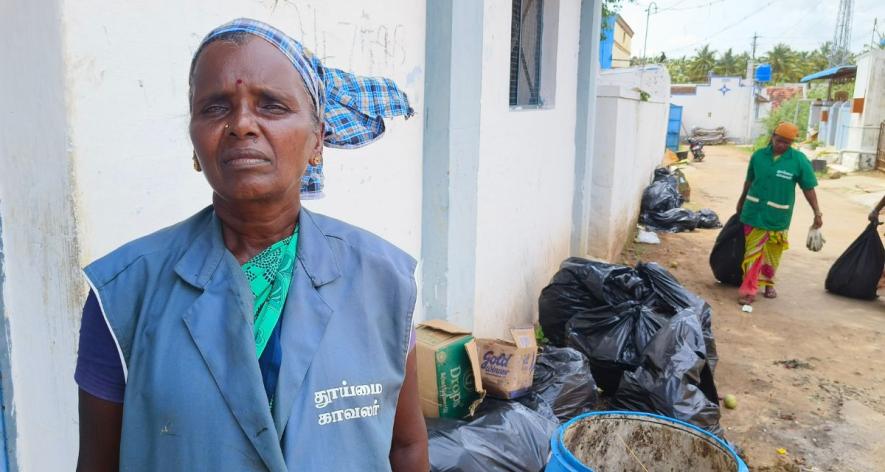 Muthulakshmi says they work from 7 in the morning until 5 in the evening, collecting waste door-to-door, segregating it, and preparing compost (Phoot - Prasanth Shanmugasundaram, 101Reporters) .