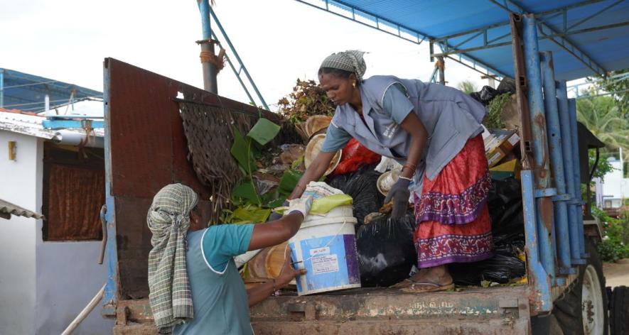 The workers are occasionally given cloth-based gloves, but they tear easily. Shoes and face masks are given just once a year, and they wear out in a few days (Photo - Prasanth Shanmugasundaram, 101Reporters) 