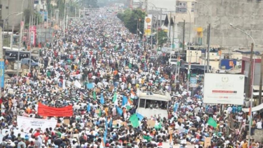 Mass protest in the Ivory Coast. Photo: PCRCI