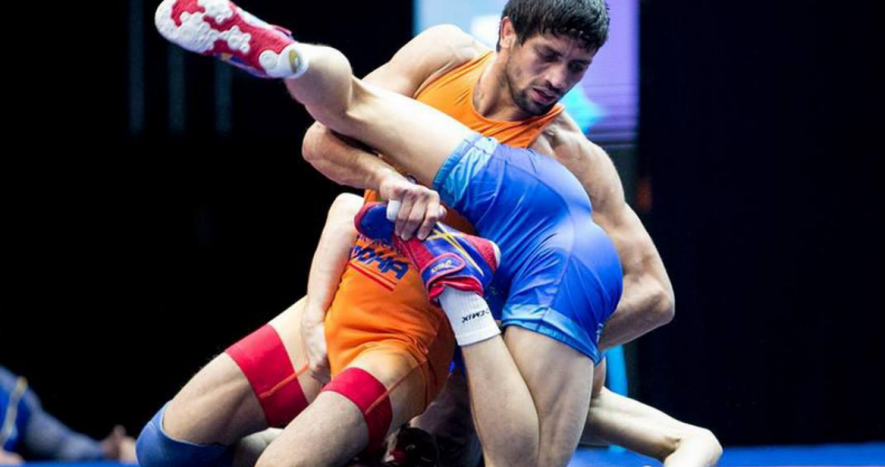 Ravi_Dahiya_Wrestling.jpg